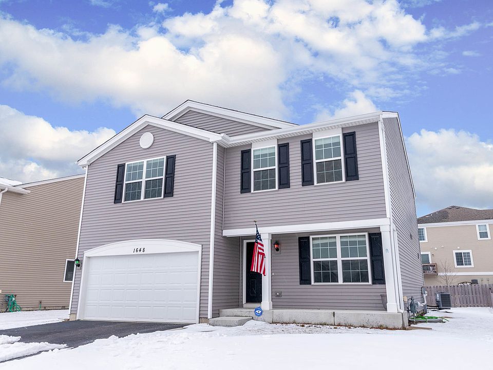 1648 Lakeland Ln Pingree Grove Il 60140 Mls 10622718 Zillow