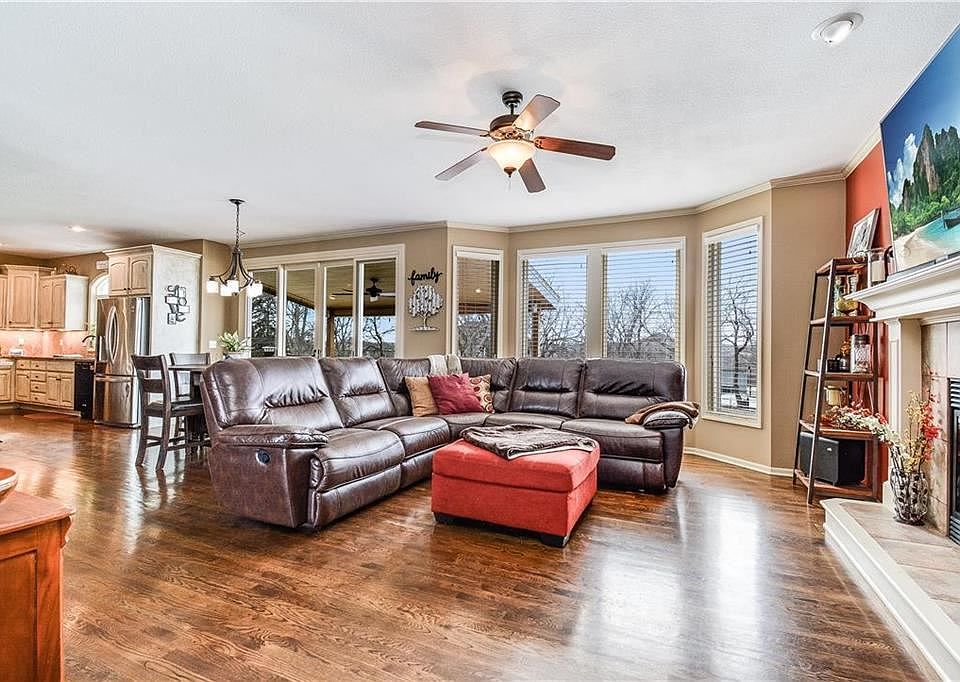 23807 W 125th St Olathe Ks 66061 Mls 2204963 Zillow