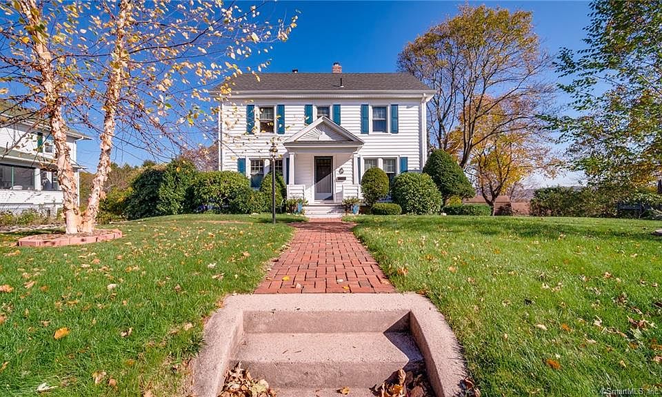 35 Riverview Rd, Rocky Hill, CT 06067