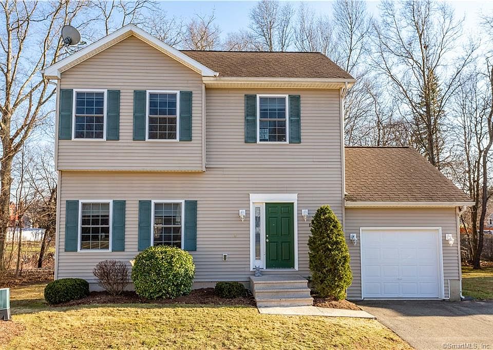 80 S Washington St Plainville Ct 06062 Mls 170182730 Zillow 80 S Washington St Plainville Ct 06062