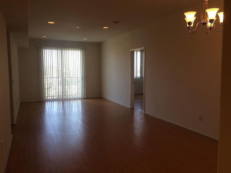 11757 Saticoy St 2 Bedroom 2 Bathroom North Hollywood Ca