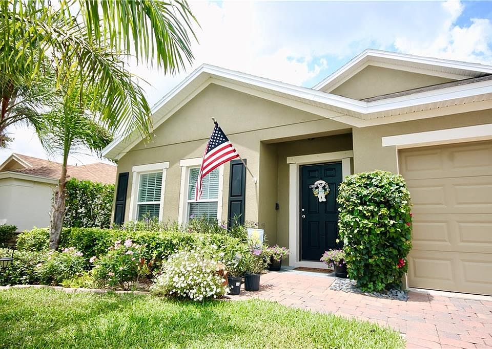 1268 Lexington Sq Sw Vero Beach Fl 32962 Mls 220334 Zillow