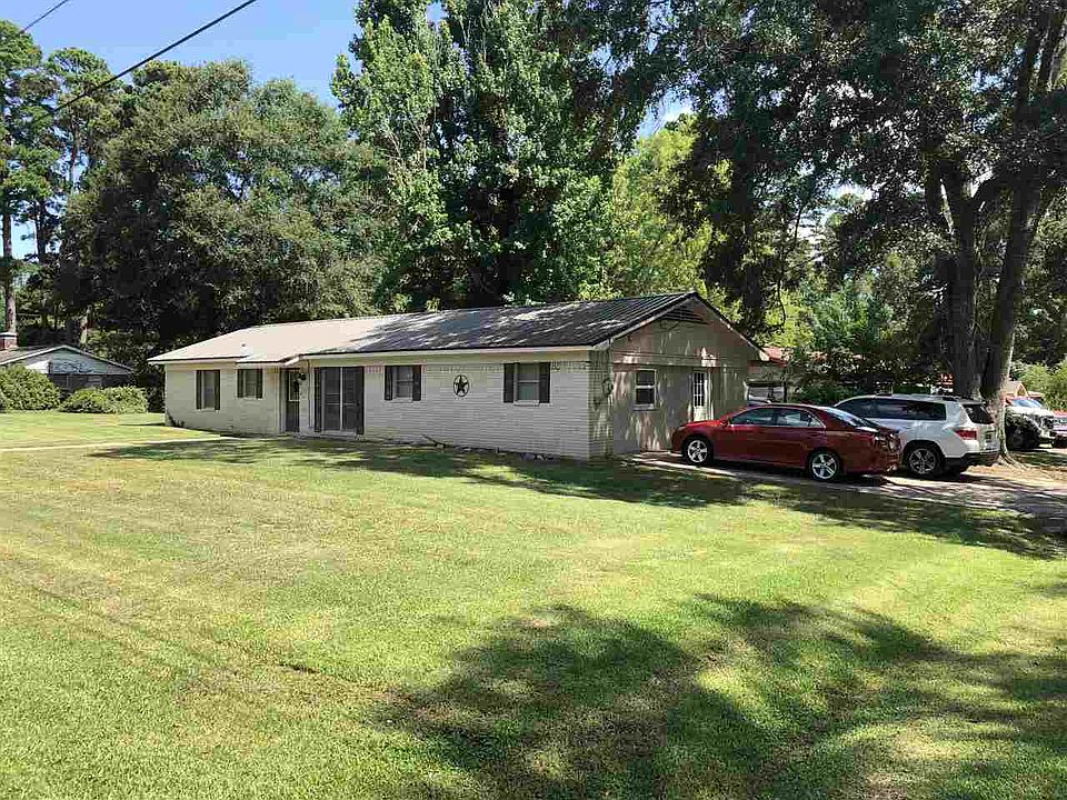 900 Mockingbird Ln Carthage Tx 75633 Mls 20183978 Zillow