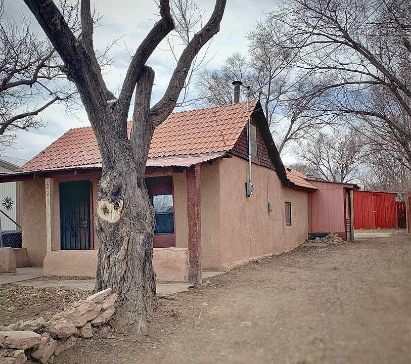 225 Chavez St, Las Vegas, NM 87701 MLS 20201087