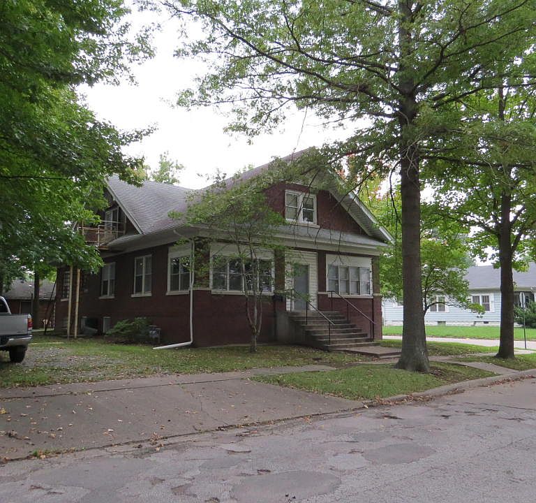 700 N 14th St, Herrin, IL 62948 | MLS #412098 | Zillow