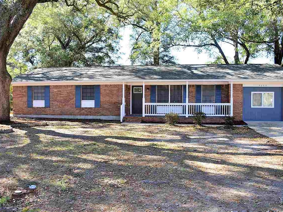 8023 Stark Ave Pensacola Fl 32514 Mls 566833 Zillow