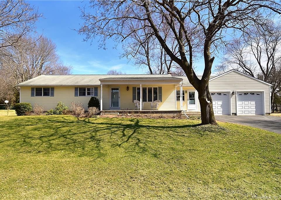 14 Redwing Rd Enfield Ct 06082 Mls 170175980 Zillow