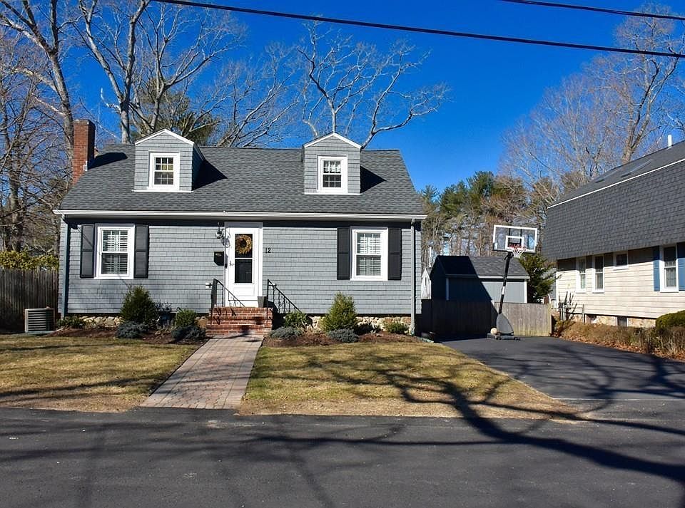 12 Oakcrest Rd Weymouth Ma 02190 Mls 72471284 Zillow 12 Oakcrest Rd Weymouth Ma 02190