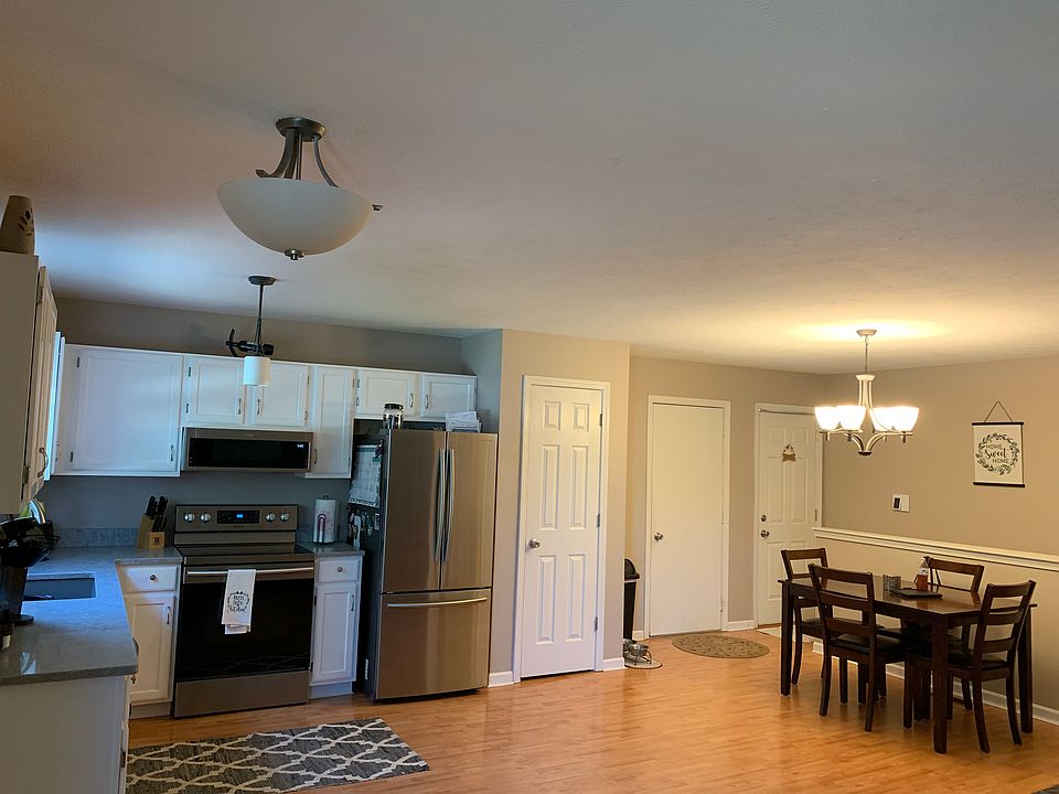 4017 Hoffman Dr Springfield Il 62707 Zillow