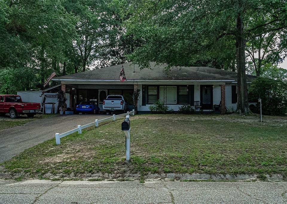 204 Byrd Cir Ozark Al 36360 Mls 459389 Zillow