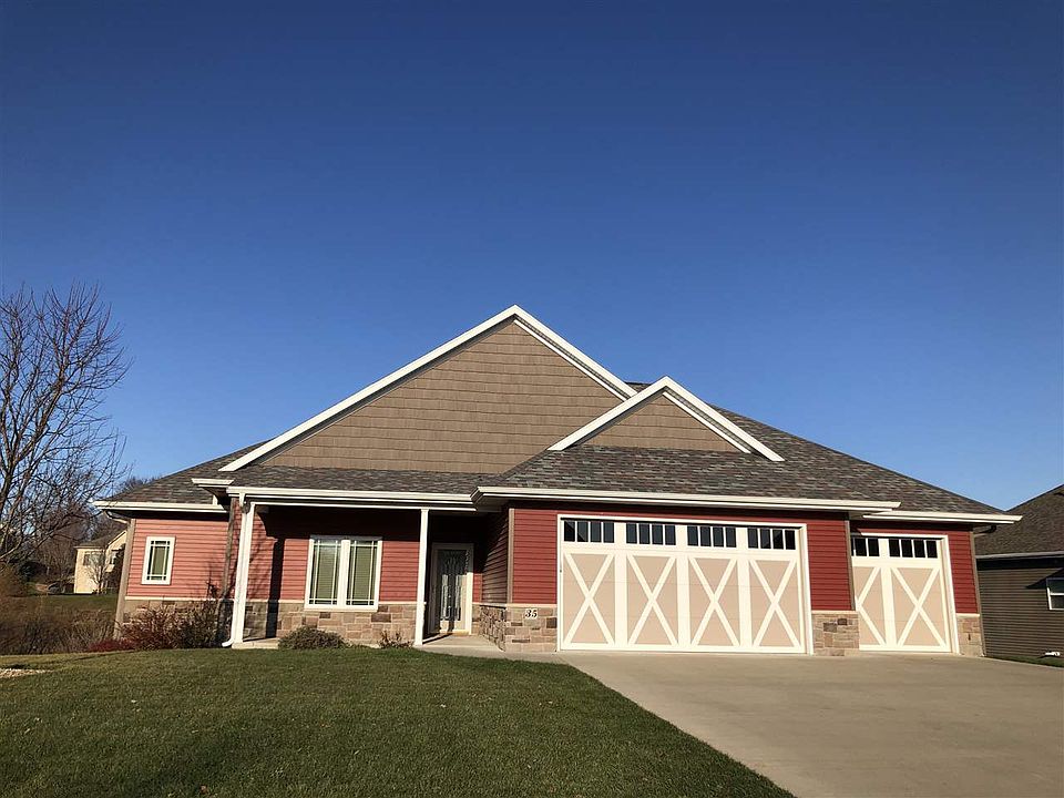 35 Auburn East Ln Coralville Ia 52241 Mls 202000190 Zillow