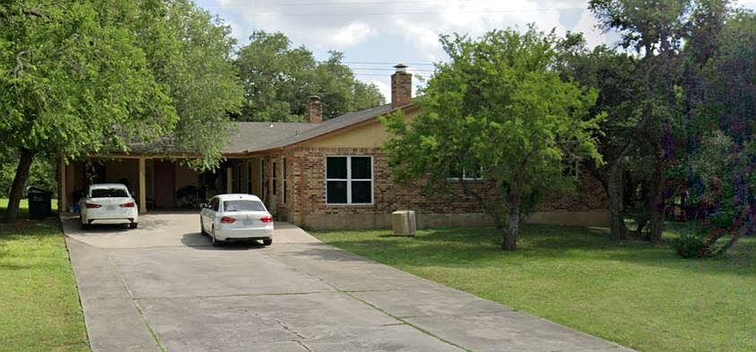 701 Quail Run Unit A San Marcos Tx 78666 Zillow