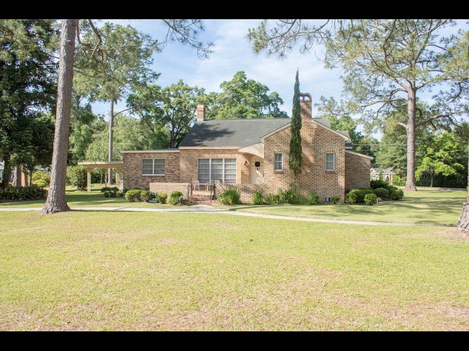 100 E Maple Ave, Geneva, AL 36340 Zillow