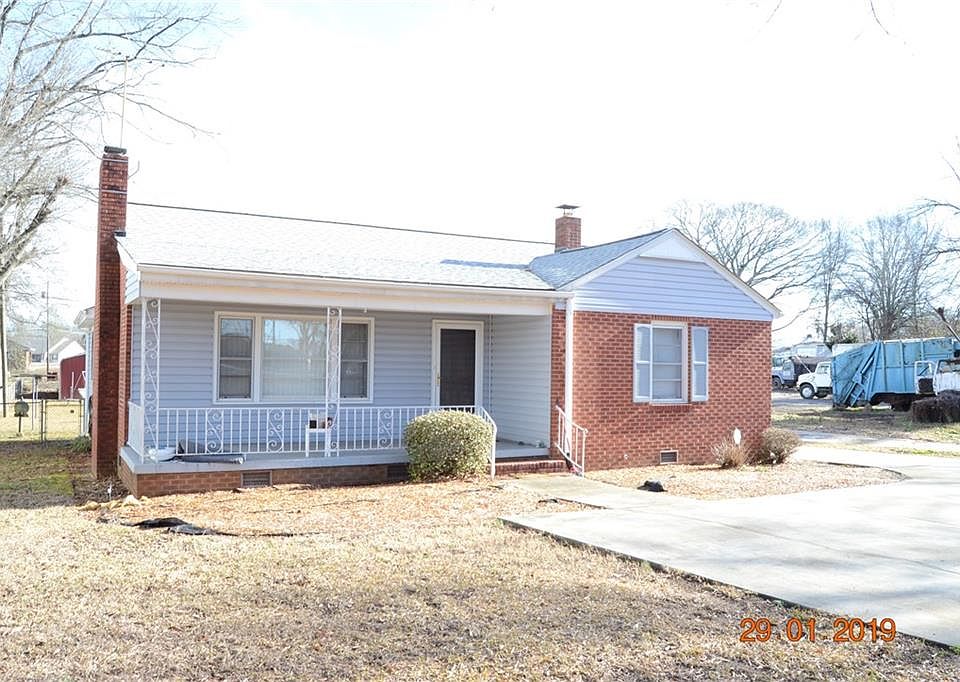 3017 S Main Street Ext Anderson Sc 29624 Mls 20213038 Zillow
