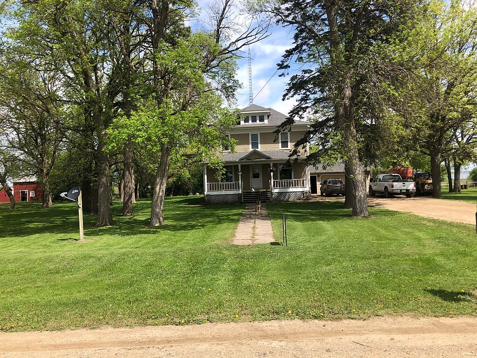 606 3rd St NE, Lake Preston, SD 57249 Zillow