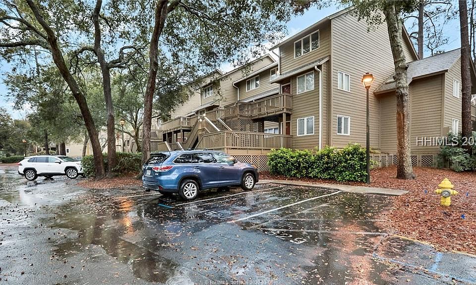 50 Yacht Cove Dr APT 330, Hilton Head Island, SC 29928 MLS 401165