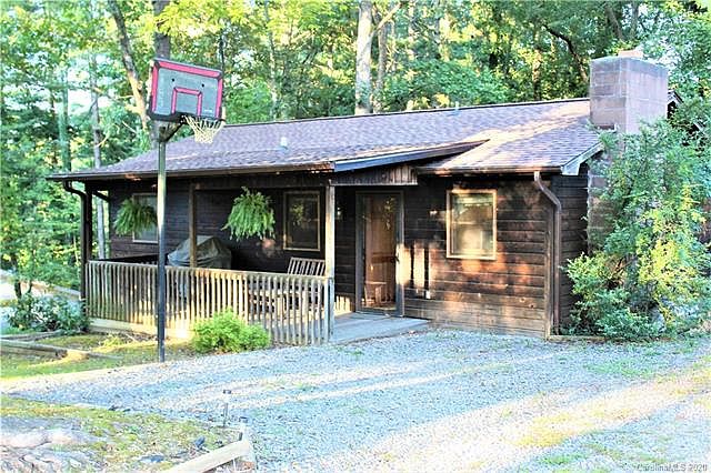 30 Whipporwill Dr Weaverville Nc 28787 Mls 3621163 Movoto Com