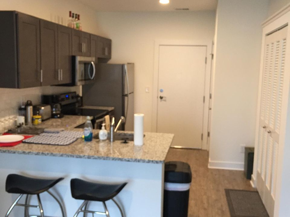 16820 Chandler Rd Apt 1204 East Lansing Mi 48823 Zillow