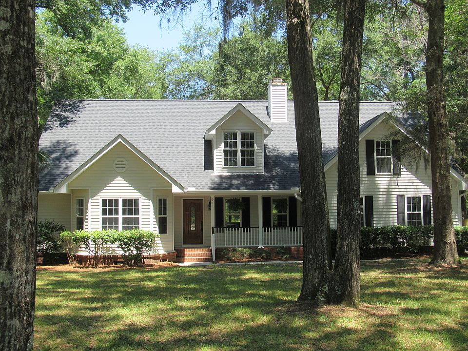 95 Walling Grove Rd, Beaufort, SC 29907