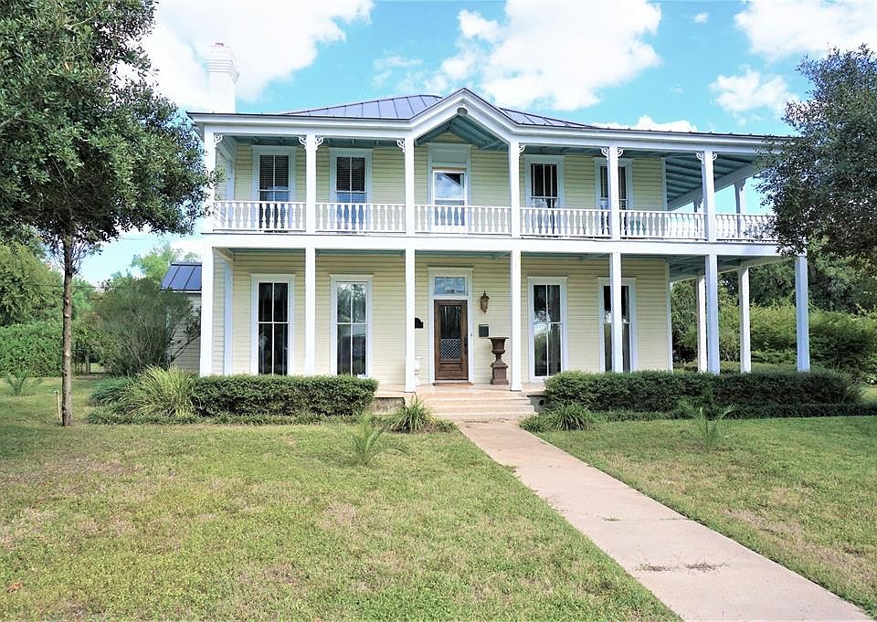 311 S Kathleen St, Beeville, TX 78102 MLS 110639