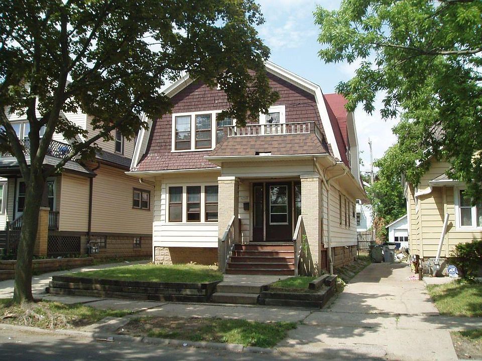 2945 N 58th St Milwaukee Wi 53210 Mls 1665406 Zillow