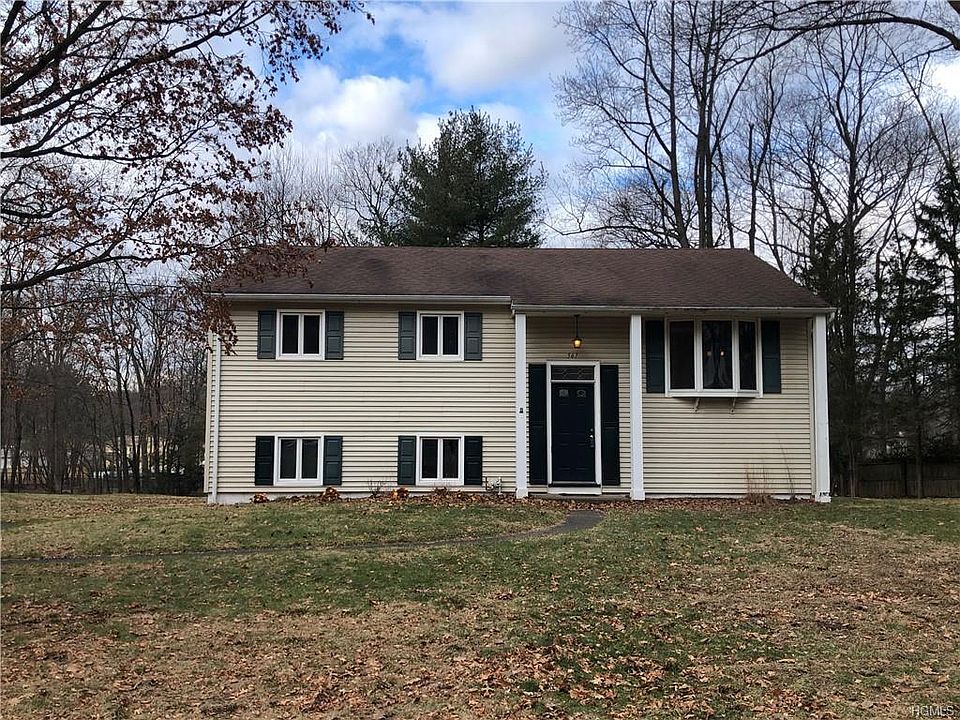 567 Millburn Ct Valley Cottage Ny 10989 Mls 6009196 Zillow