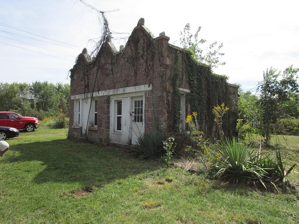 4730 Old Highway 60, Birch Tree, MO 65438 MLS 60148001