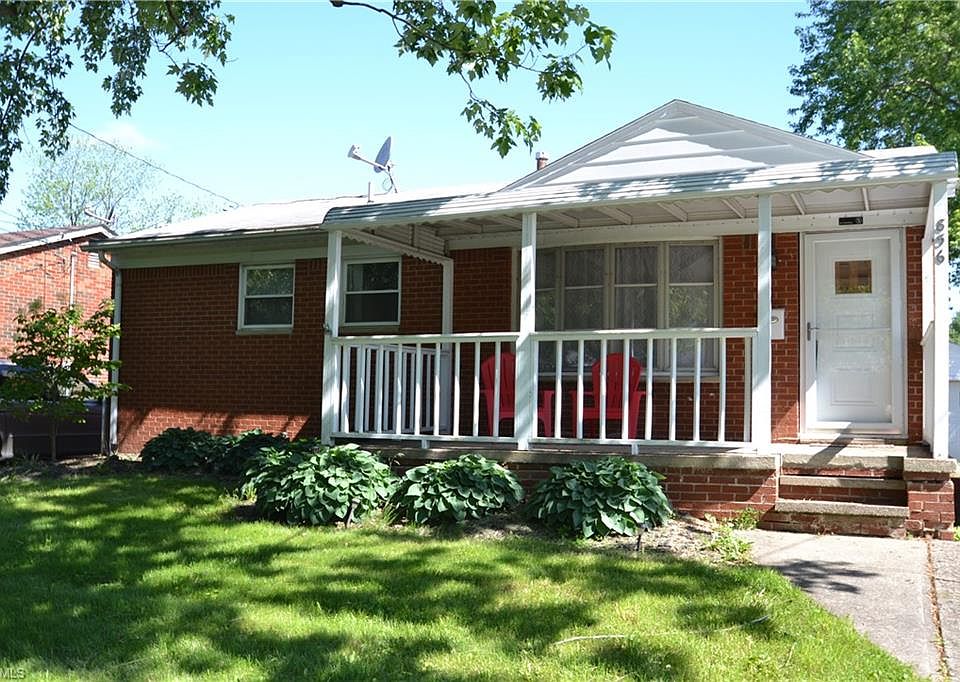 856 Livermore Ln Elyria Oh 44035 Mls 4102868 Zillow