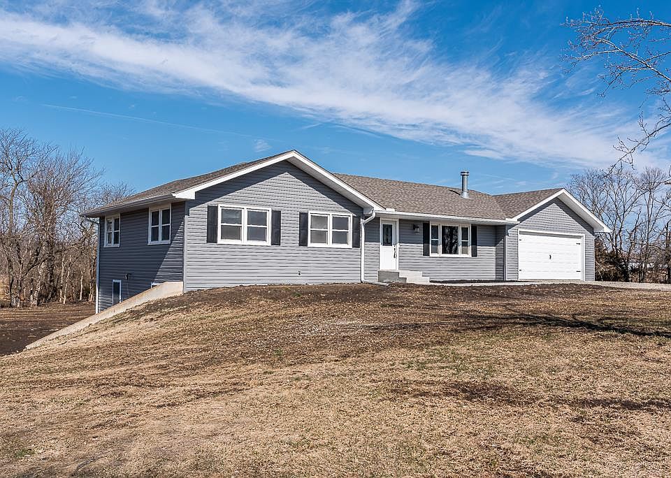 22224 Mcintyre Rd Leavenworth Ks 66048 Mls 2207627 Zillow