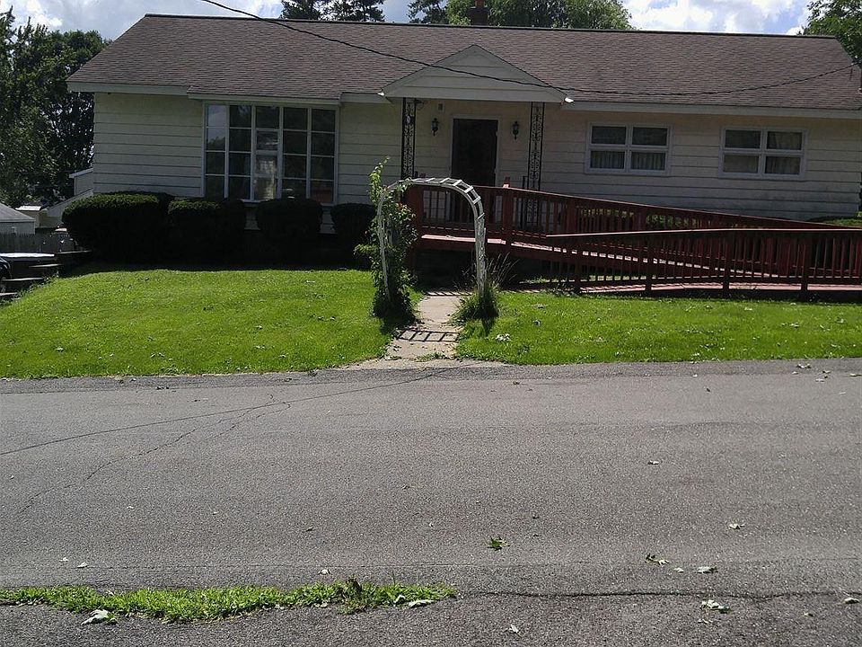 1342 10th Ave Schenectady Ny 12303 Mls 10914431 Zillow