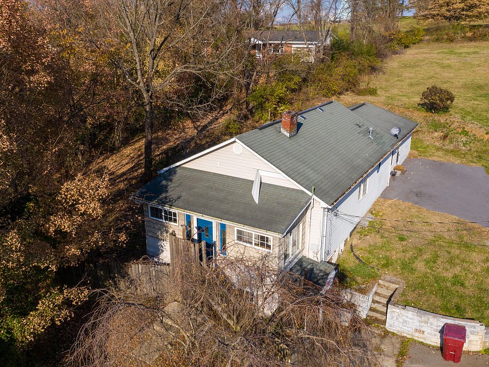 1256 Knob Creek Rd Johnson City Tn 37604 Zillow