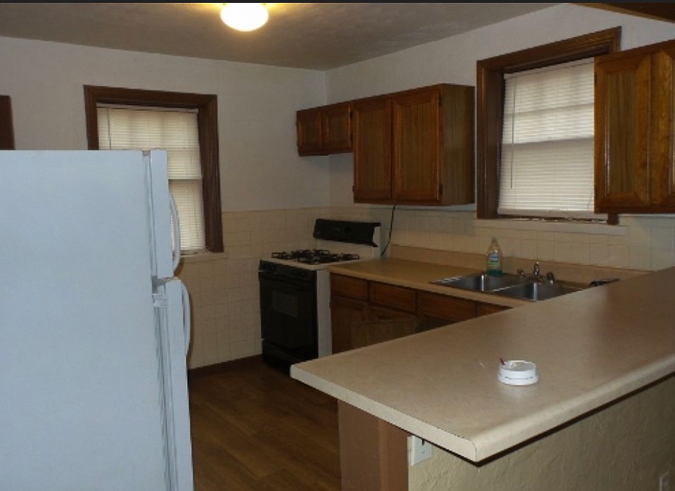 1273 N Florissant Rd Saint Louis Mo 63135 Zillow