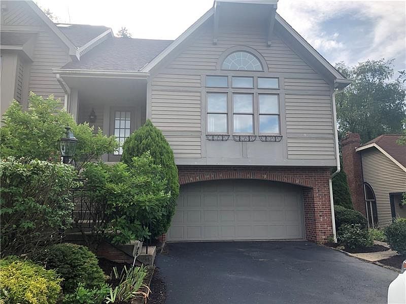 121 Green Commons Dr Pittsburgh Pa 15243 Mls 1407150 Zillow