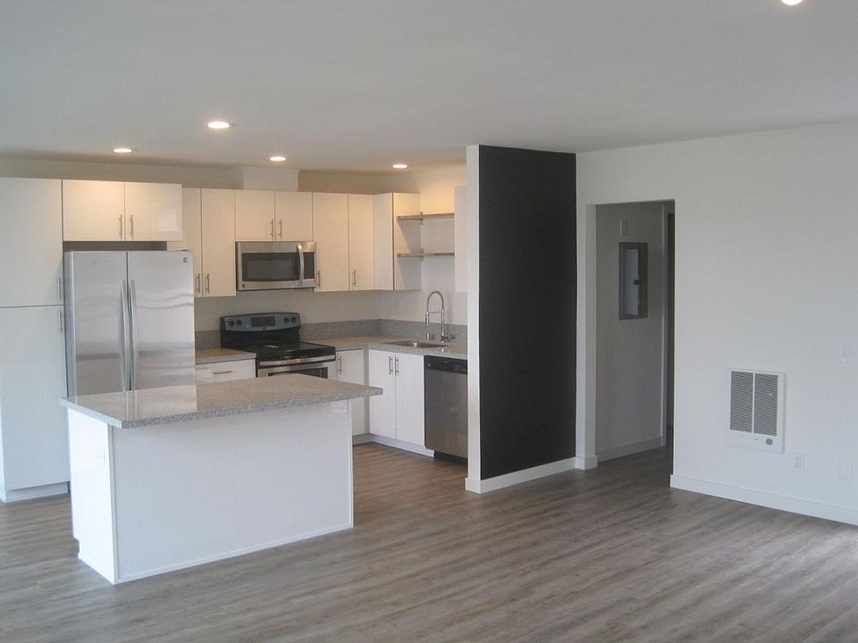 224 5th St Fl 2nd Huntington Beach Ca 92648 Zillow