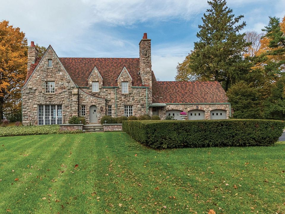 1804 N M 63, Benton Harbor, MI 49022 MLS 19003833 Zillow