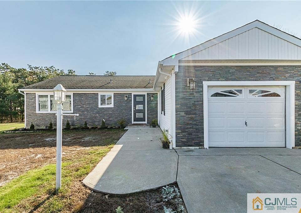 15 Wojtyla Ct Toms River Nj 08757 Zillow