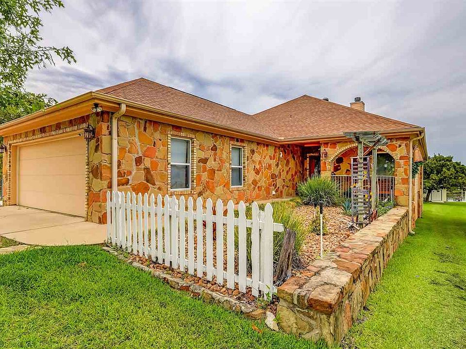 615 Clear Cove Dr, Granite Shoals, TX 78654 MLS 152433