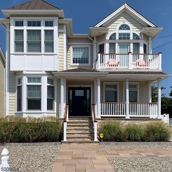 947 Kenneth Ave Elizabeth Nj 07202 Zillow