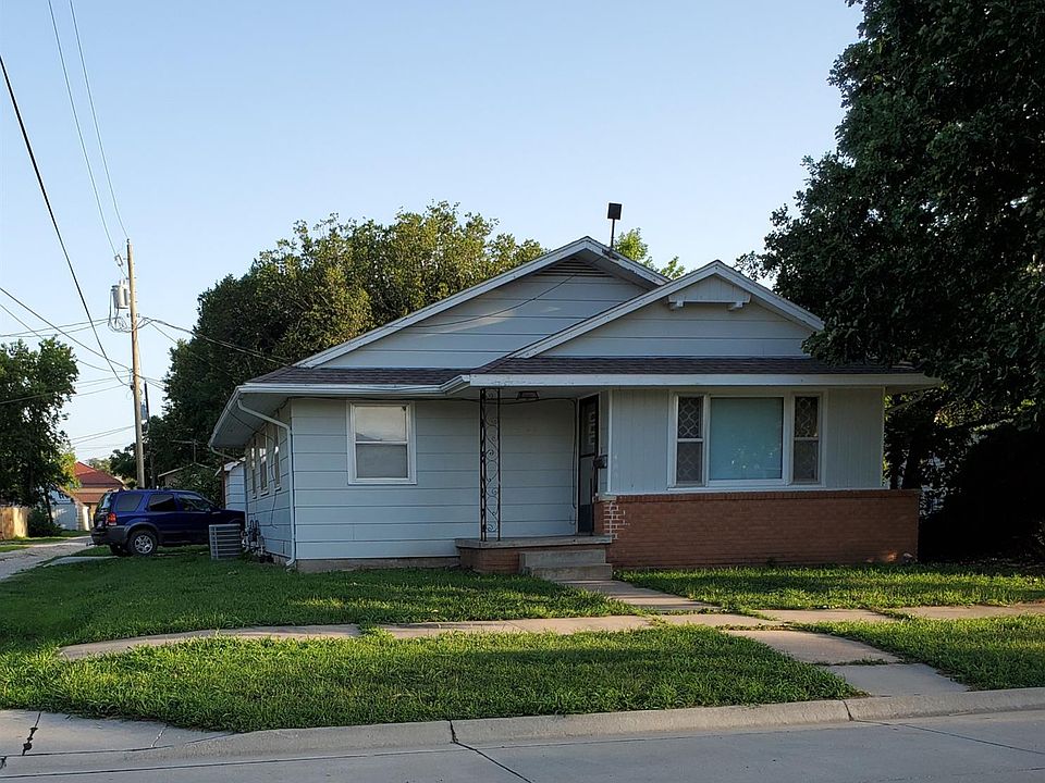 405 E 1st St, Hillsboro, KS 67063 MLS 12419 Zillow