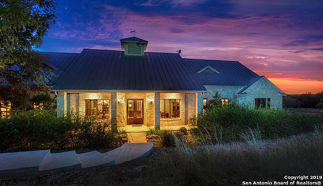 110 Greystone Point Boerne Tx 78006 Zillow