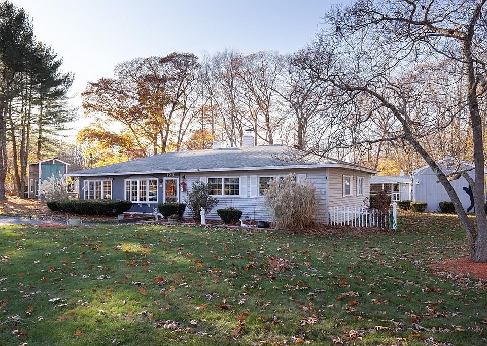 126 East St Sharon Ma 02067 Mls 72593167 Zillow