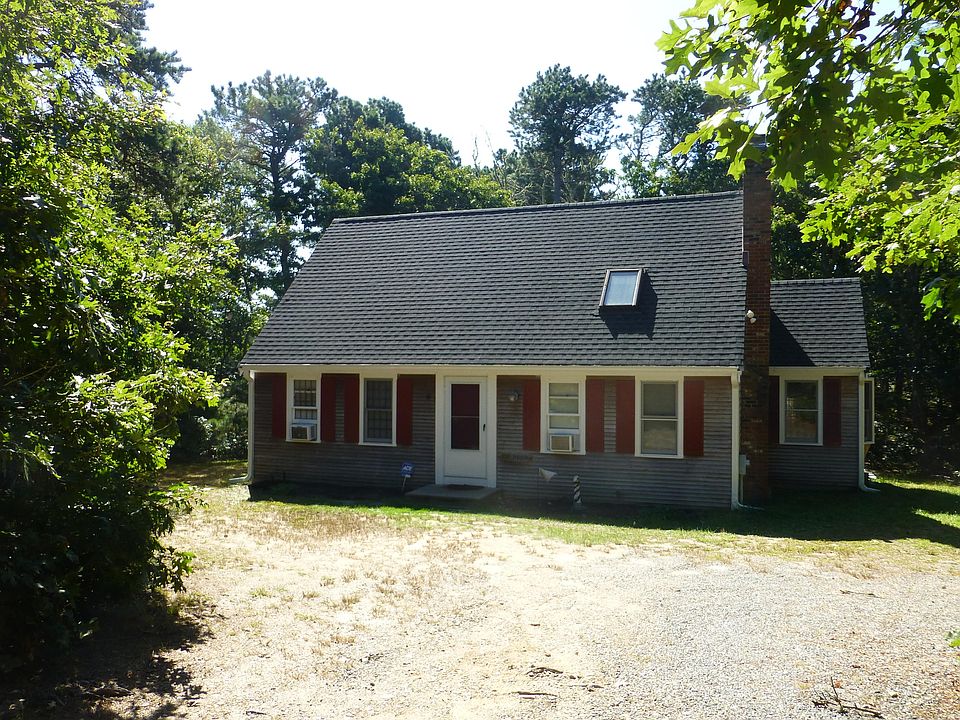 30 Spinnaker Way Eastham Ma 02642 Mls 21906723 Zillow
