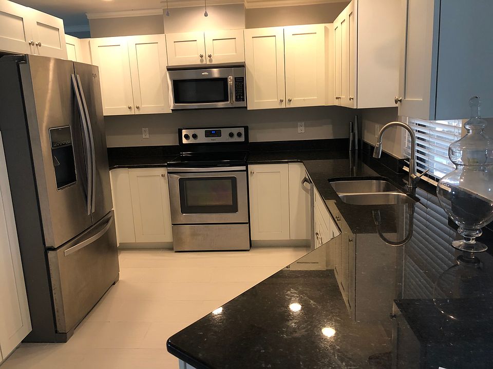 1221 Sw 18th Ter Cape Coral Fl 33991 Zillow