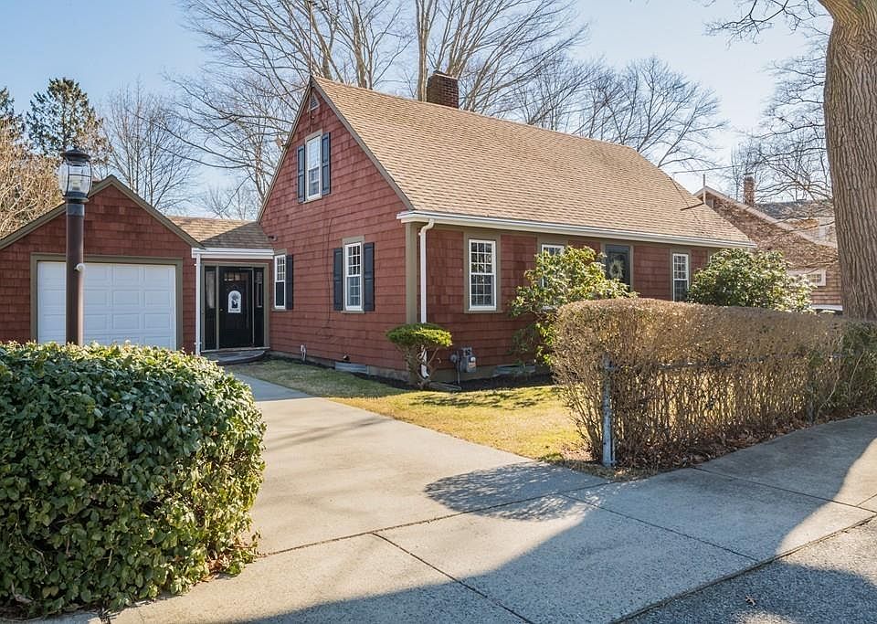 9 Gray Ave Plymouth Ma 02360 Mls 72624226 Zillow