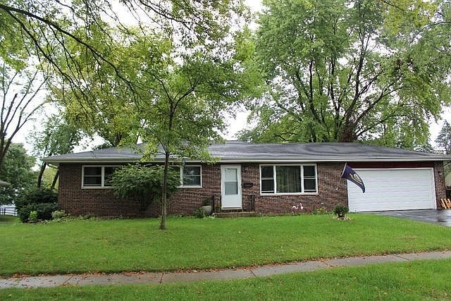 630 Lee Dr Crystal Lake Il 60014 Mls 10526834 Zillow