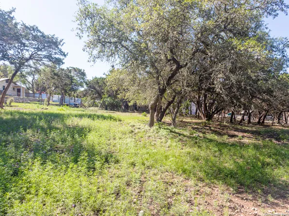 122 Hi View Dr LOT 3 & 4, Lakehills, TX 78063