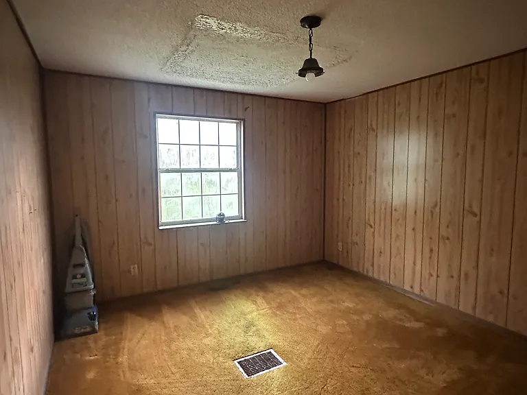 825 McDaniel Rd — Photo 8