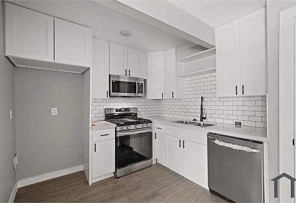 2nd image of 7109 Avenue L #A