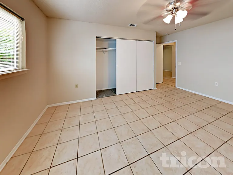 5815 Brambletree St — Photo 8