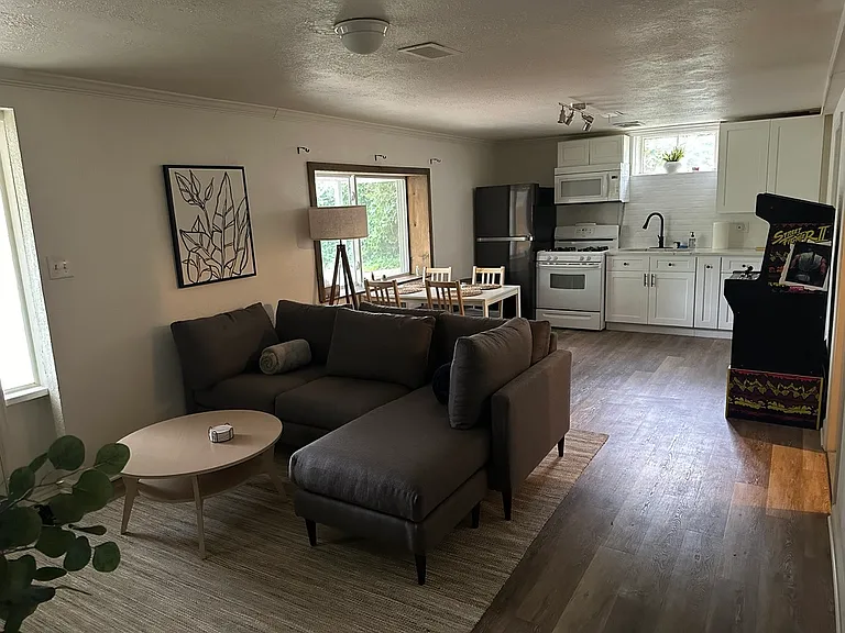 1509 W Saint Vrain St — Photo 27